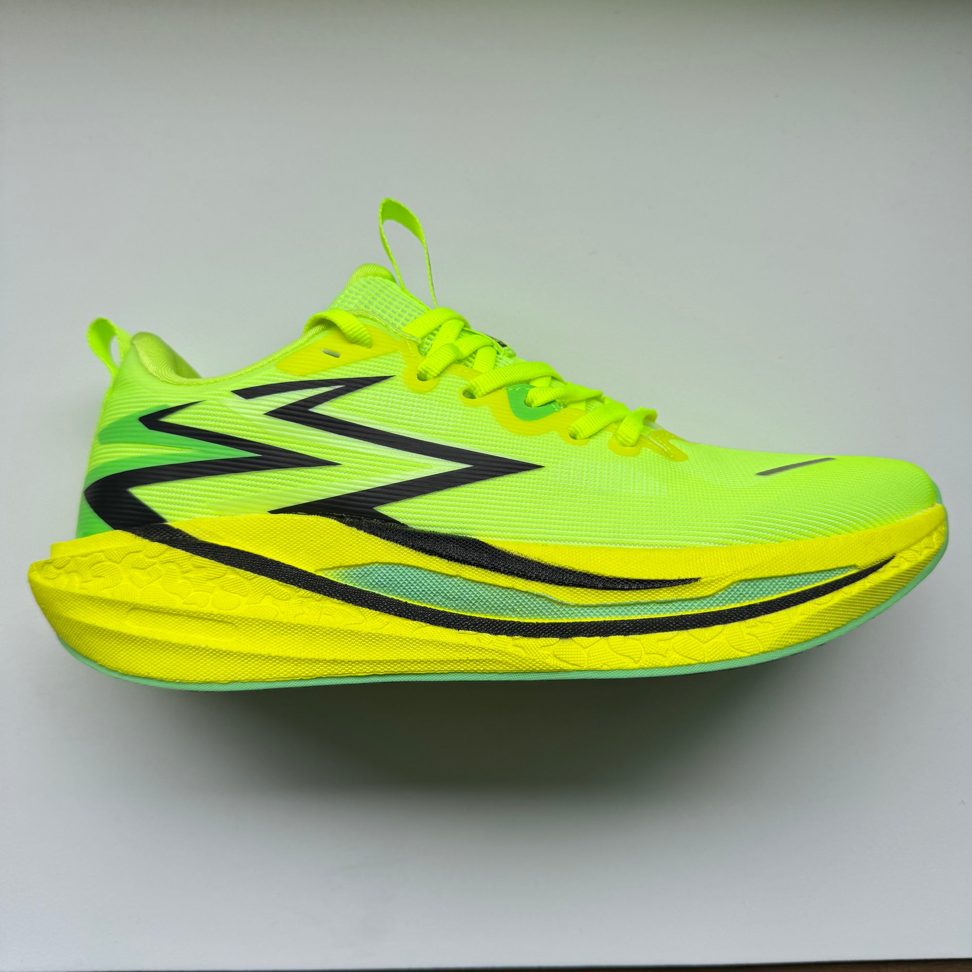 Tênis Carbon Running